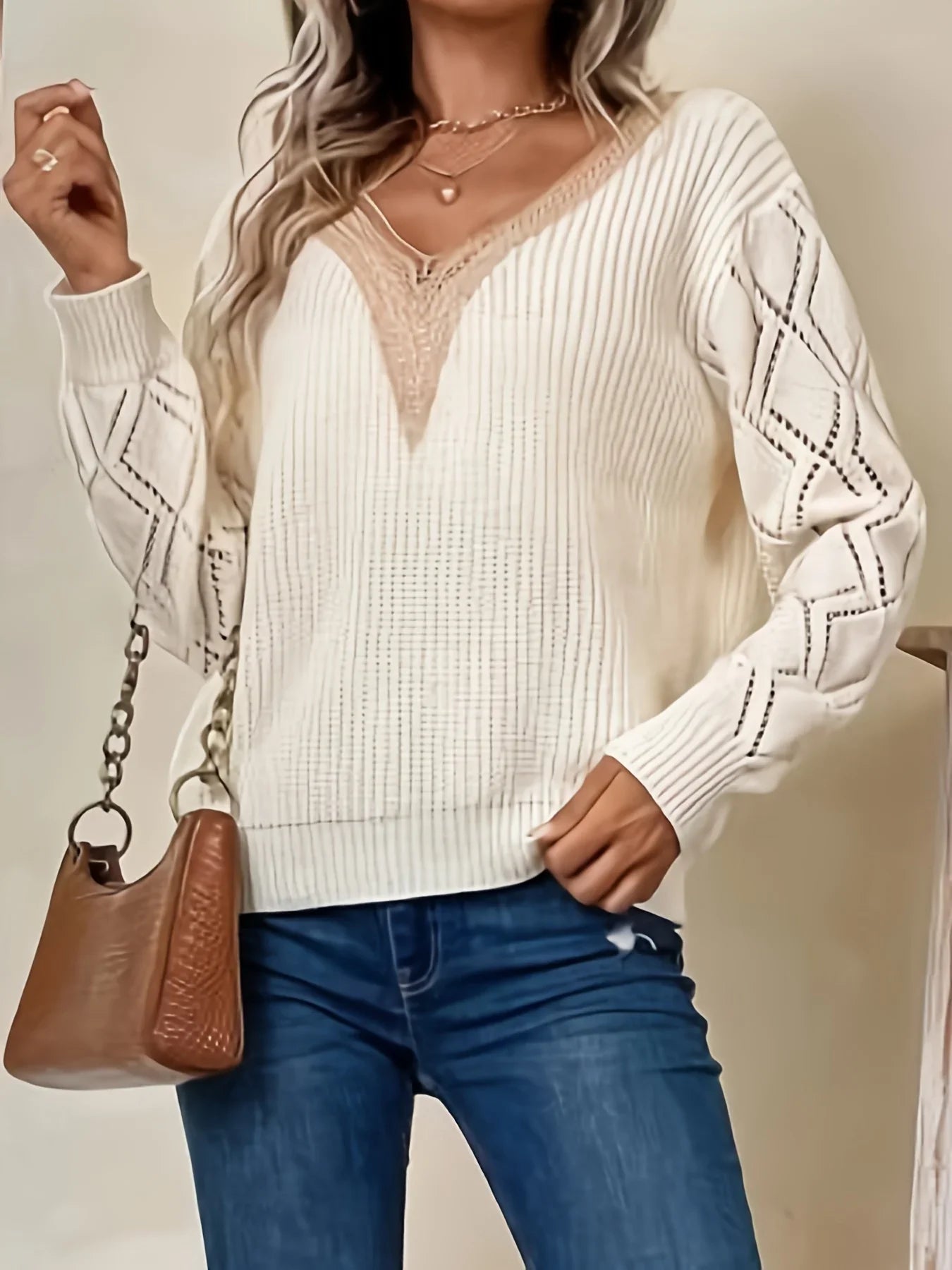 Elvira | Elegante trui met kantdetails