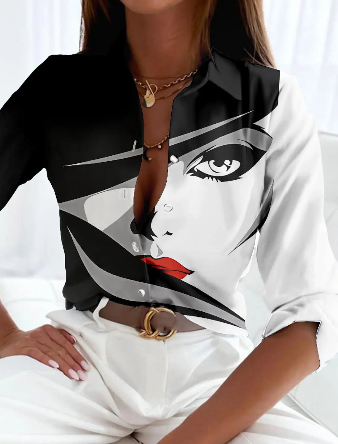 Viola | Blouse met moderne print