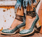 Ginevra™ | Pumps met meerdere bandjes en blokhak